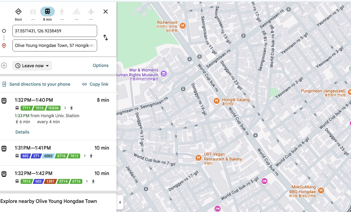 Close-up of the Google Maps travel mode row in Seoul: transit shows 8 min while driving, walking and cycling each show a dash.